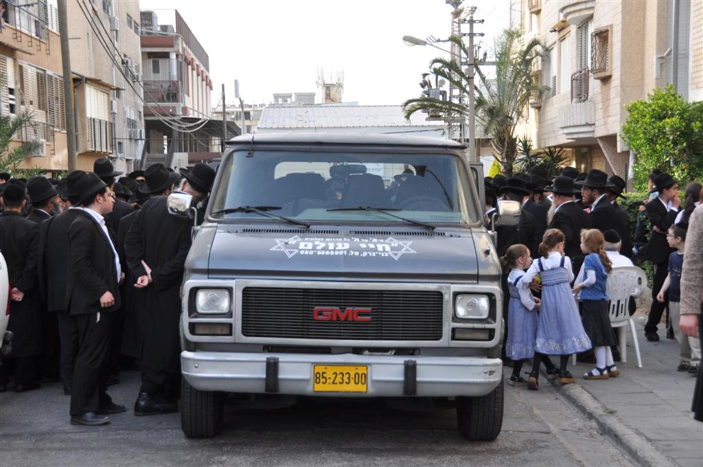 תיעוד: הלווית הרב יהודה סיטון ז"ל, אמש בבני-ברק