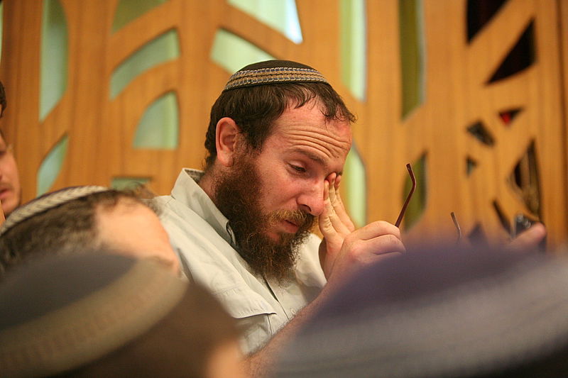 מסע אחרון: מאות-אלפים בהלווית הגר"מ אליהו זצ"ל