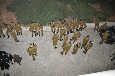 וכָּל-בֵּית יִשְׂרָאֵל יִבְכּוּ: צפו במסע הלווית הרב מרדכי אליהו זצ"ל