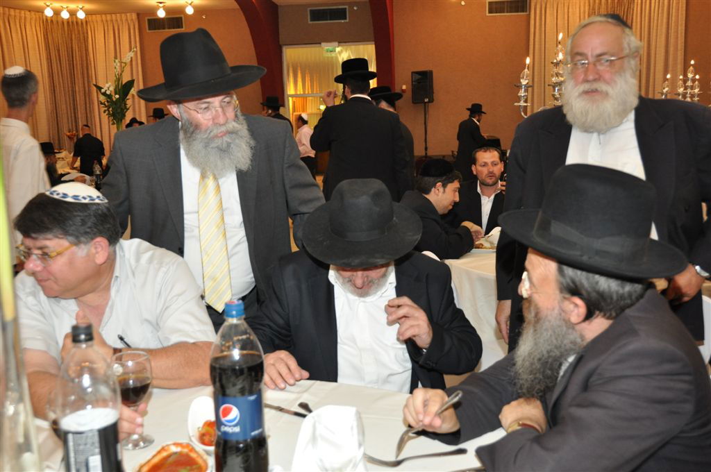 תמונות ראשונות: איפה יוסל´ה? בשמחת יו"ר זק"א