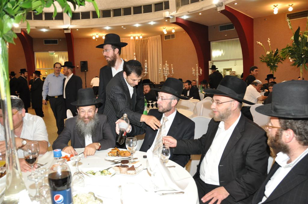 תמונות ראשונות: איפה יוסל´ה? בשמחת יו"ר זק"א