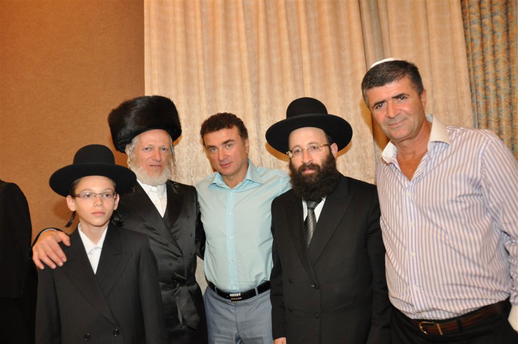 תמונות ראשונות: איפה יוסל´ה? בשמחת יו"ר זק"א