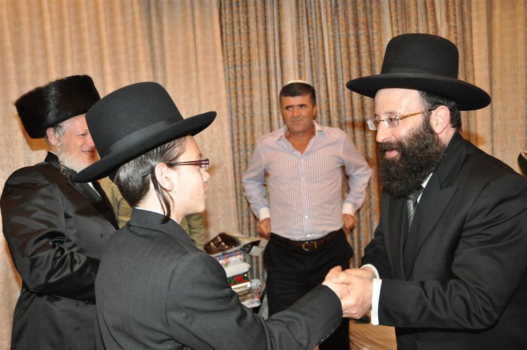 תמונות ראשונות: איפה יוסל´ה? בשמחת יו"ר זק"א