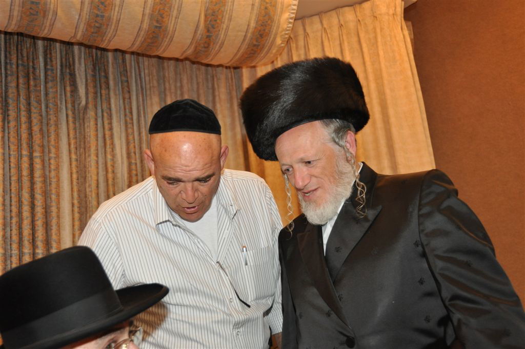 תמונות ראשונות: איפה יוסל´ה? בשמחת יו"ר זק"א