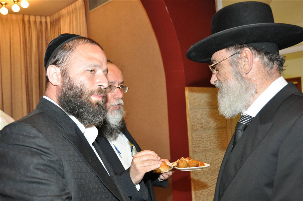 תמונות ראשונות: איפה יוסל´ה? בשמחת יו"ר זק"א