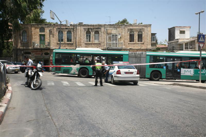 צפו בתיעוד ראשון: רבבות הפגינו בירושלים ובני-ברק