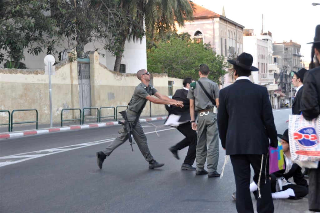 הפגנות מסביב לשעון: יפו סוערת - מעכשיו גם בלילה