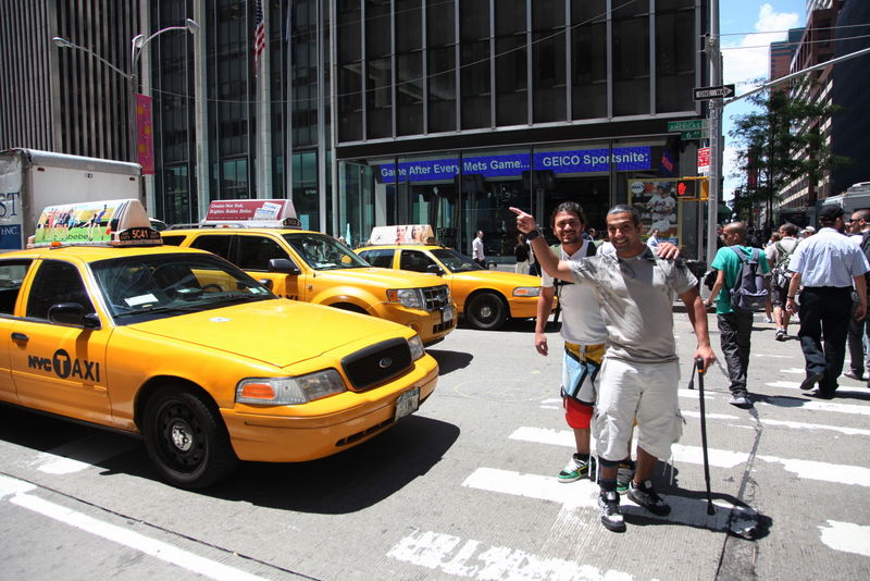 מסע עם גיבורים