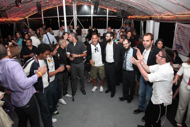 מסע עם גיבורים