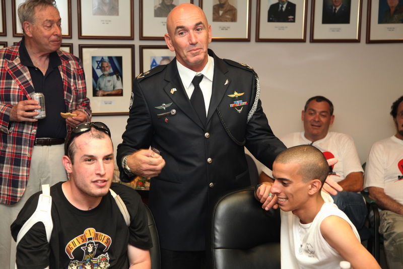 מסע עם גיבורים