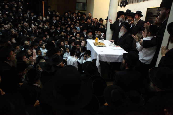 האדמו"ר מסלונים: "הדביקו עליי אות-קלון שאני גזען"