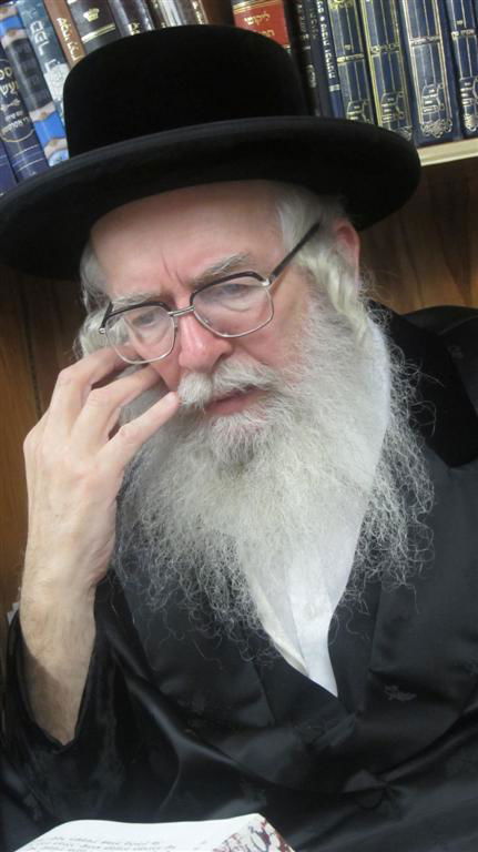 "הצדיק מיבניאל" חנך בית-כנסת במונסי: צפו בתמונות