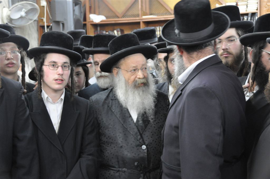 בני-ברק: אלפים ליוו את הרבנית משומרי אמונים