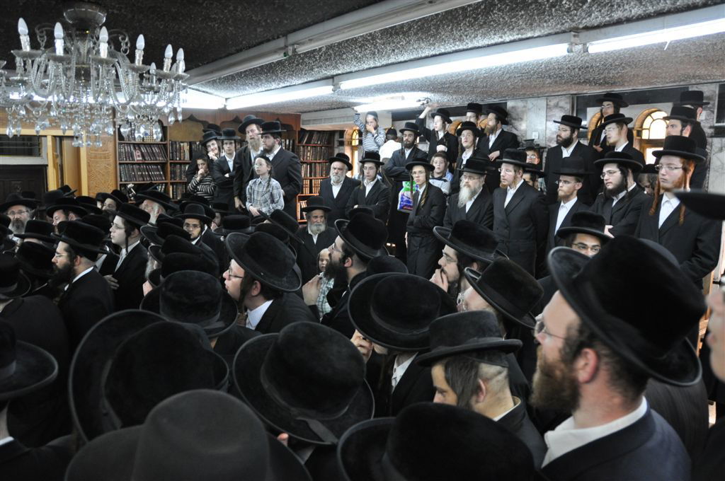 בני-ברק: אלפים ליוו את הרבנית משומרי אמונים