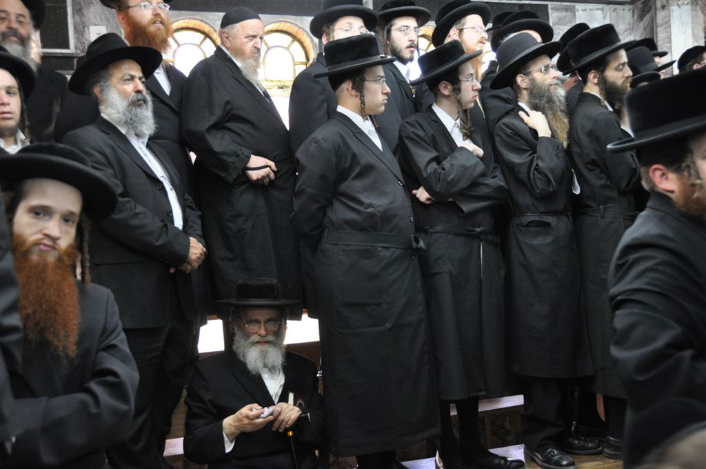 בני-ברק: אלפים ליוו את הרבנית משומרי אמונים