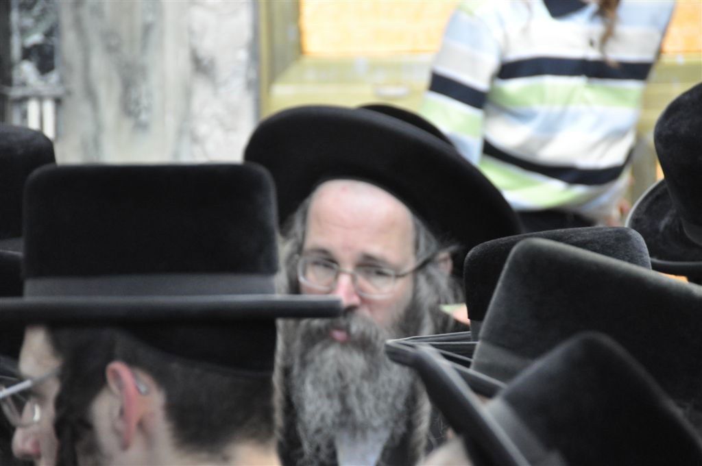 בני-ברק: אלפים ליוו את הרבנית משומרי אמונים