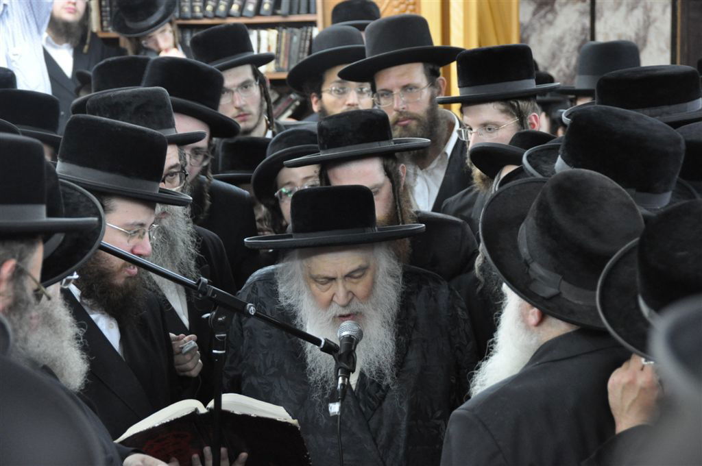 בני-ברק: אלפים ליוו את הרבנית משומרי אמונים