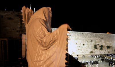 דווקא בימי בין המצרים: תיקון חצות