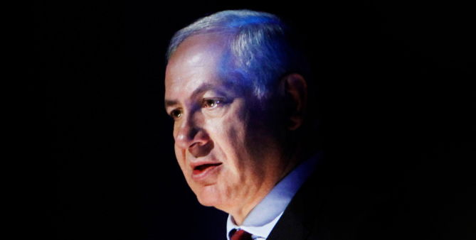 שותף לחילול שבת. נתניהו