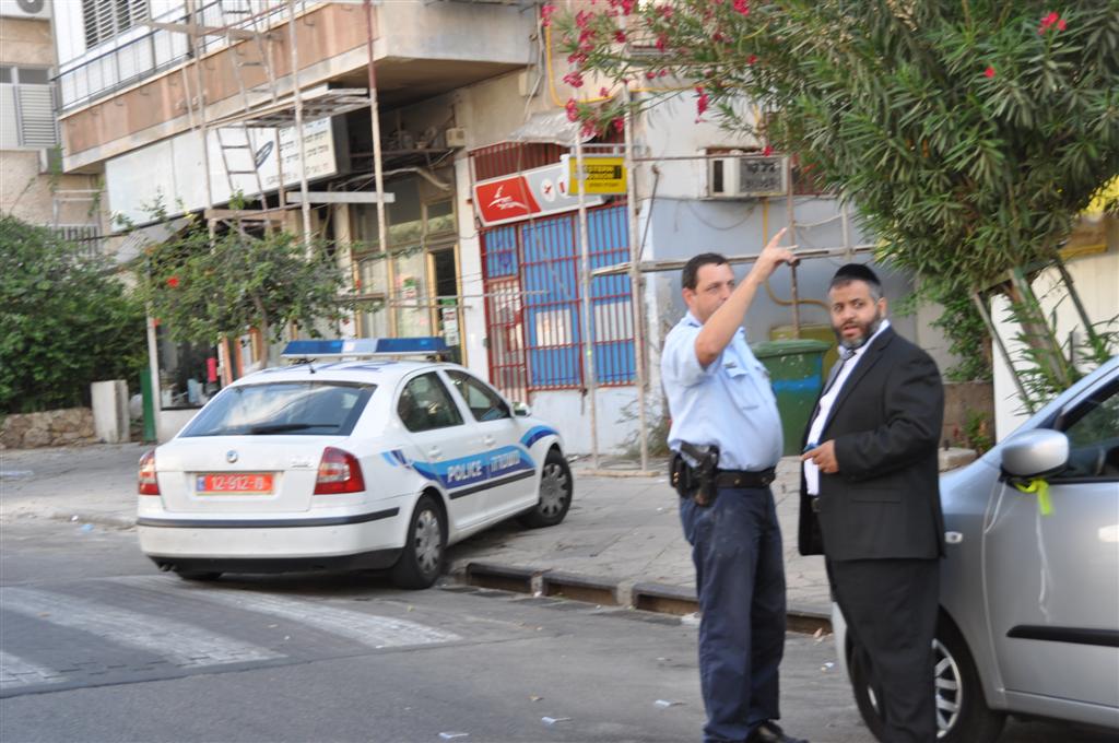 צפו: המשטרה ועיריית בני-ברק מפנים את השב"חים לרחוב