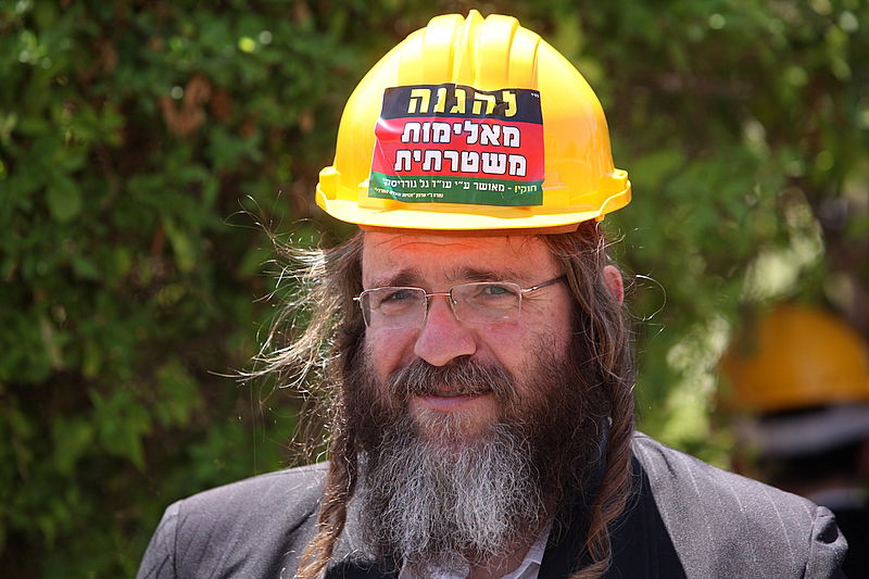 לראשונה: המפגינים הגיעו מצויידים בקסדות החדשות