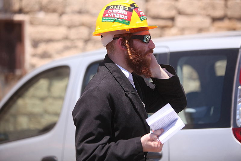 לראשונה: המפגינים הגיעו מצויידים בקסדות החדשות