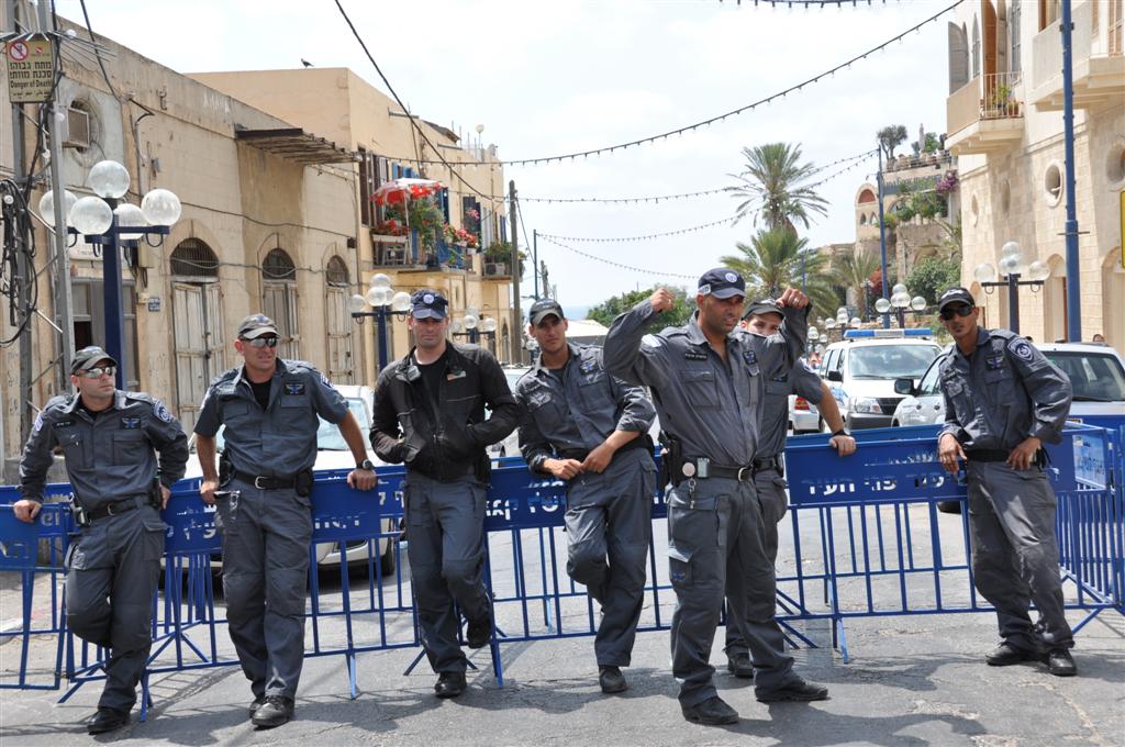 חיזוק מפתיע: הגר"ח הגיע למחות נגד החפירות ביפו