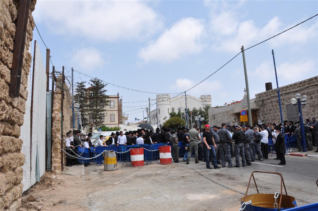 חיזוק מפתיע: הגר"ח הגיע למחות נגד החפירות ביפו