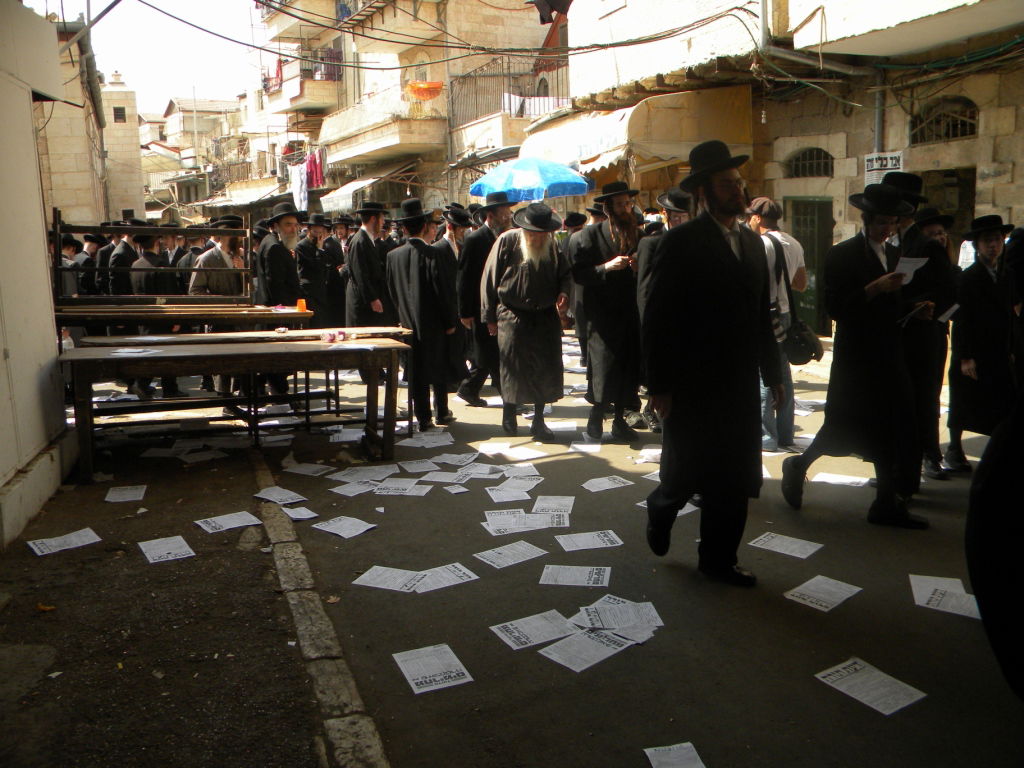 הגר"ח מחה ביפו, הגאב"ד קונן במאה שערים • מיוחד