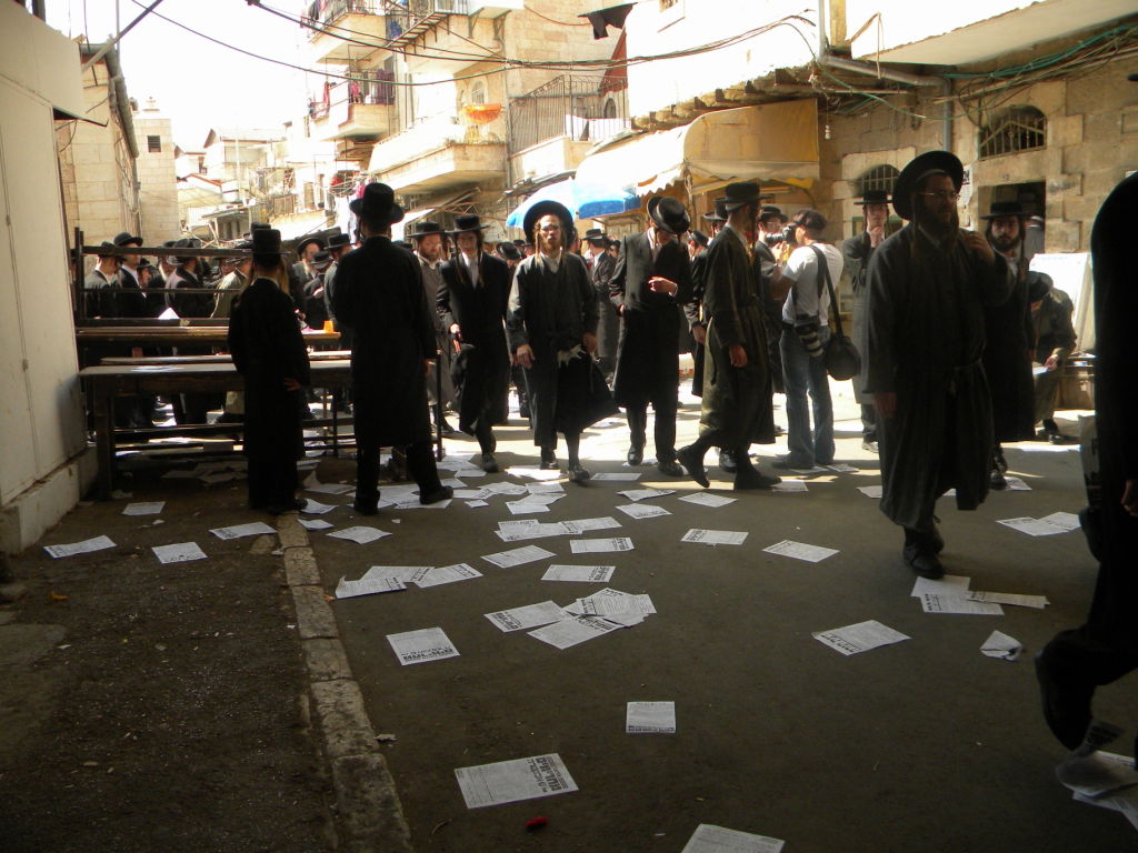 הגר"ח מחה ביפו, הגאב"ד קונן במאה שערים • מיוחד