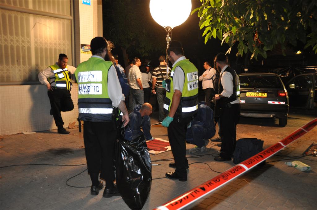 שני צעירים חרדים נהרגו אמש מיריות בתל-אביב