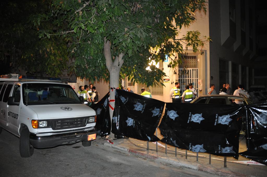 שני צעירים חרדים נהרגו אמש מיריות בתל-אביב