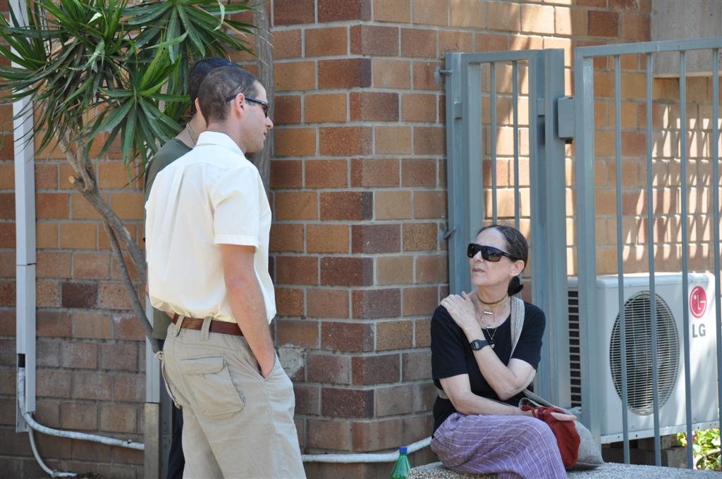 תיעוד: ארגון חרדי נגד הכת המסוכנת "הרי קרישנה"