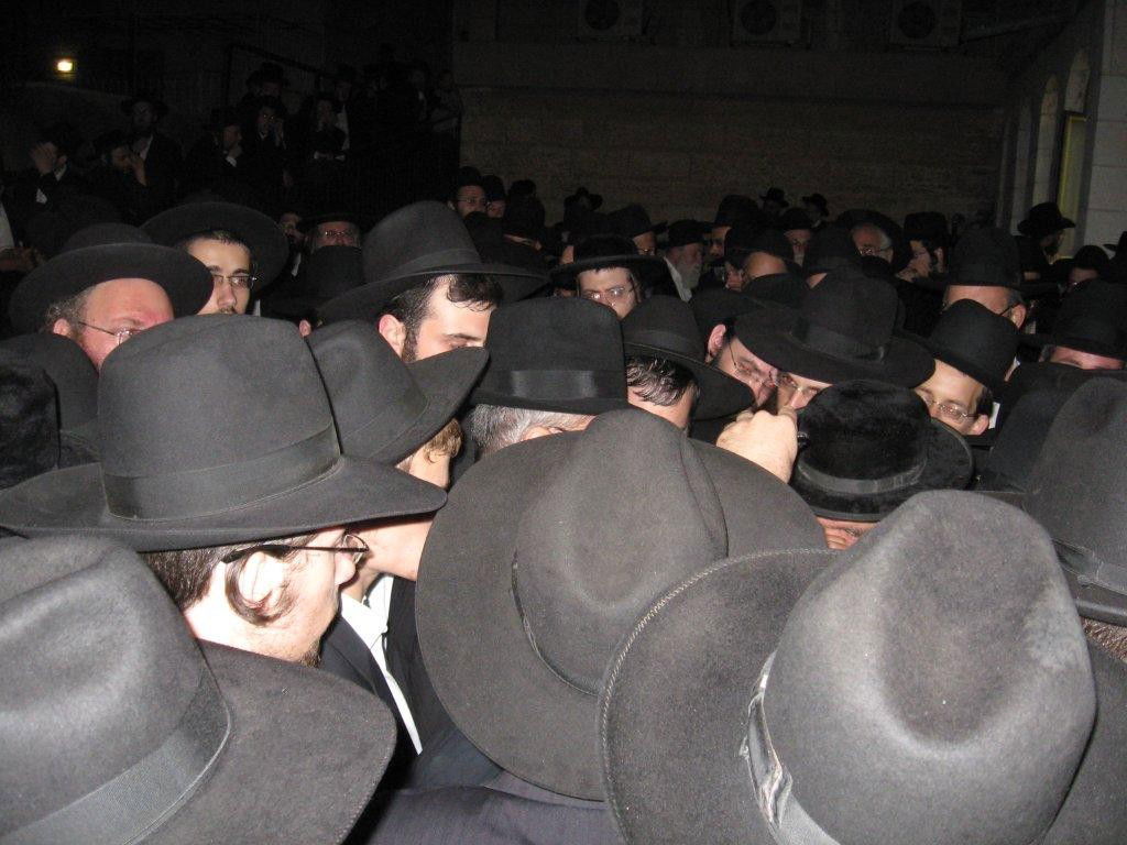 תמונות: הלווית הגאון רבי דוד גריינמן זצ"ל