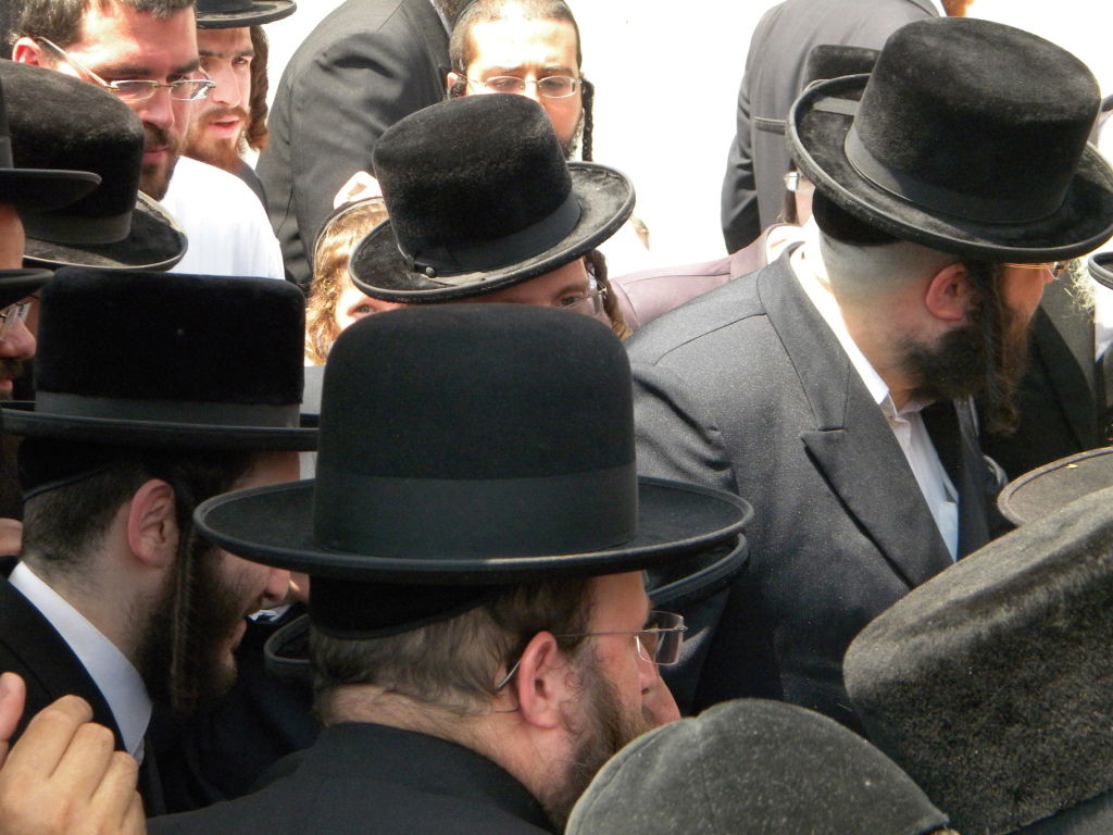 בעל ה"שבט הלוי" במעמד א"פ לביהכנ"ס "שבט הלוי"