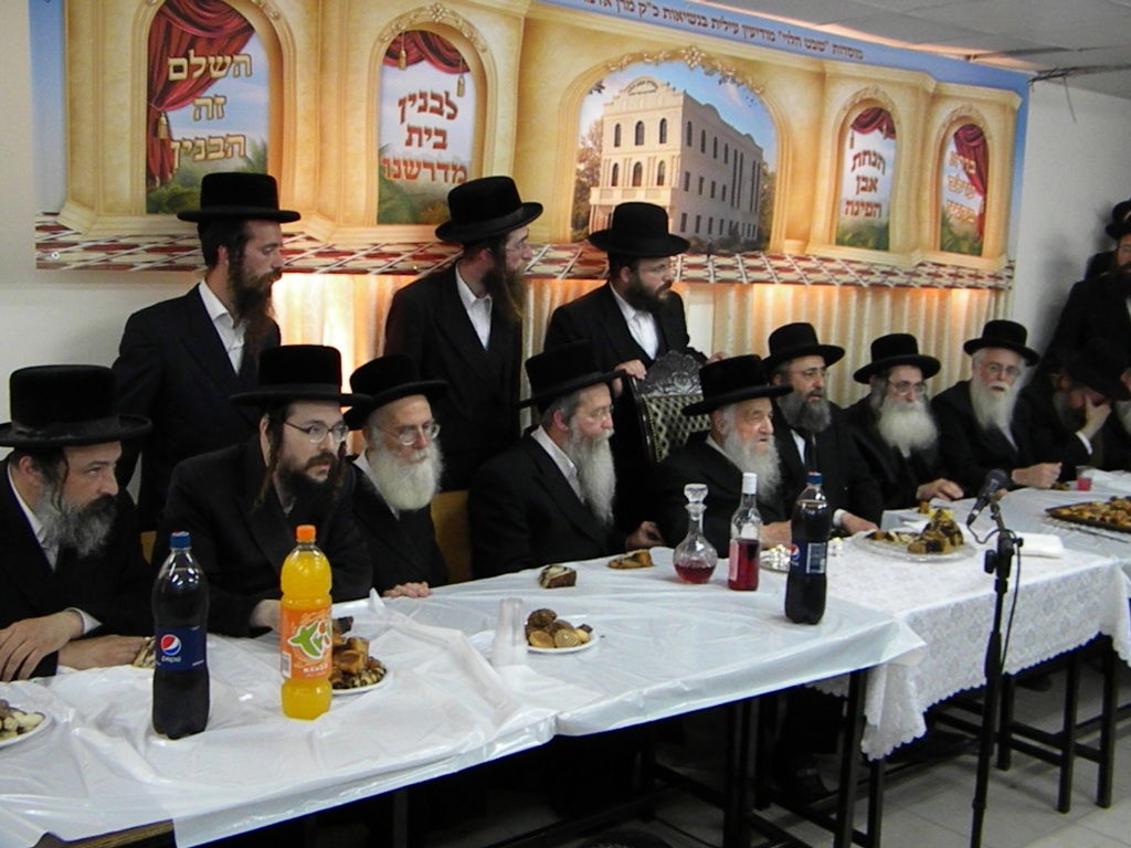 בעל ה"שבט הלוי" במעמד א"פ לביהכנ"ס "שבט הלוי"