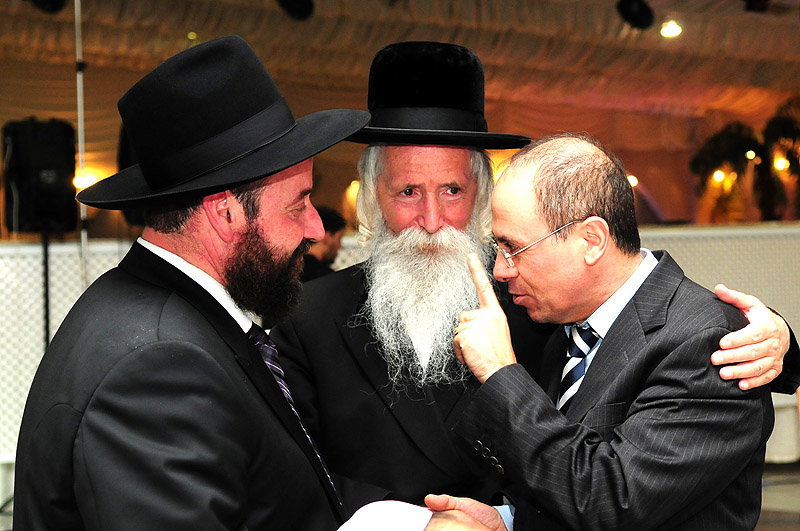 גלריה: העסקן שאיחד את המפלגות לערב אחד