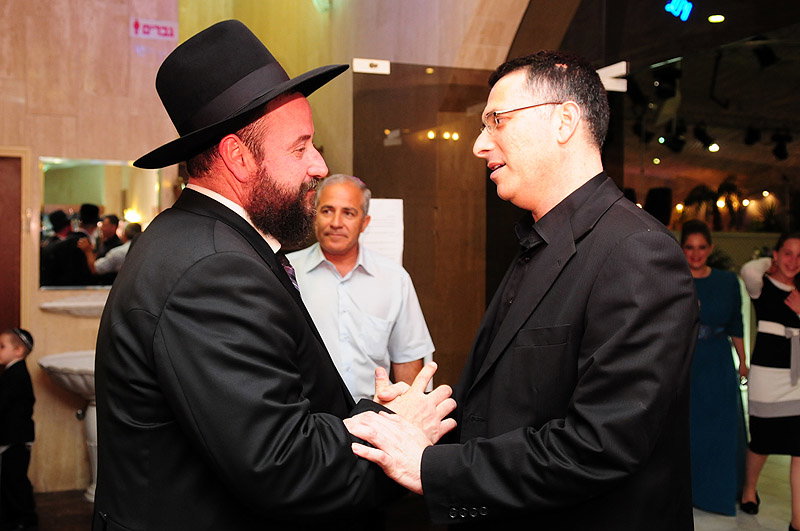 גלריה: העסקן שאיחד את המפלגות לערב אחד