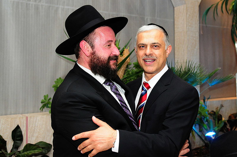 גלריה: העסקן שאיחד את המפלגות לערב אחד