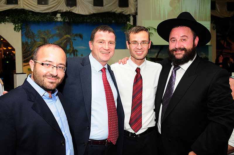 גלריה: העסקן שאיחד את המפלגות לערב אחד