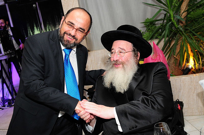 גלריה: העסקן שאיחד את המפלגות לערב אחד