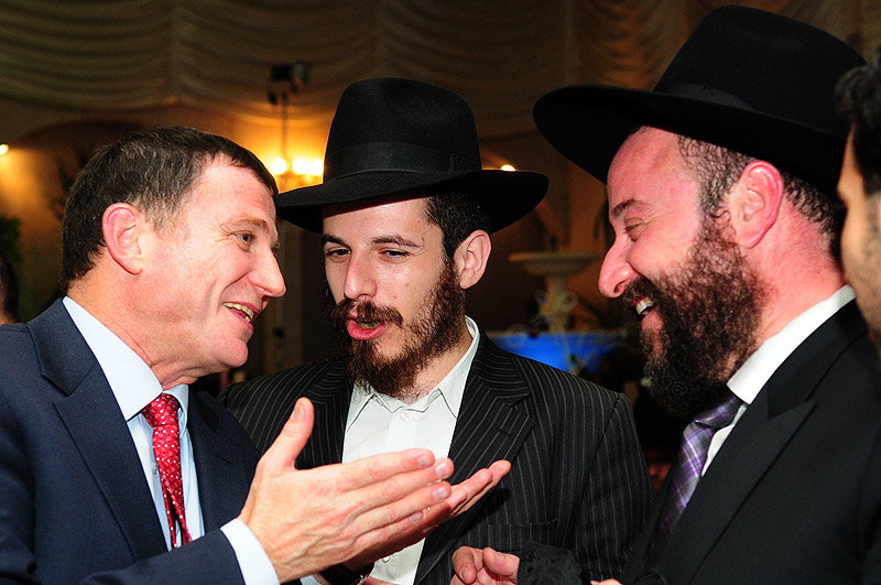 גלריה: העסקן שאיחד את המפלגות לערב אחד