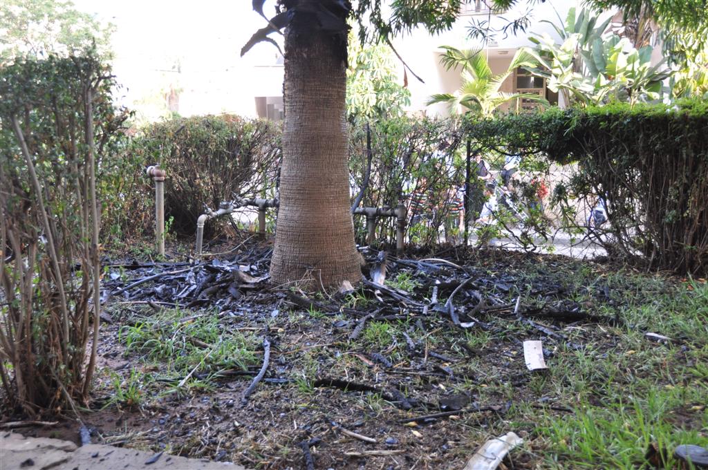 וידאו, תמונות: ילדי בני-ברק שיחקו באש ושרפו דירה