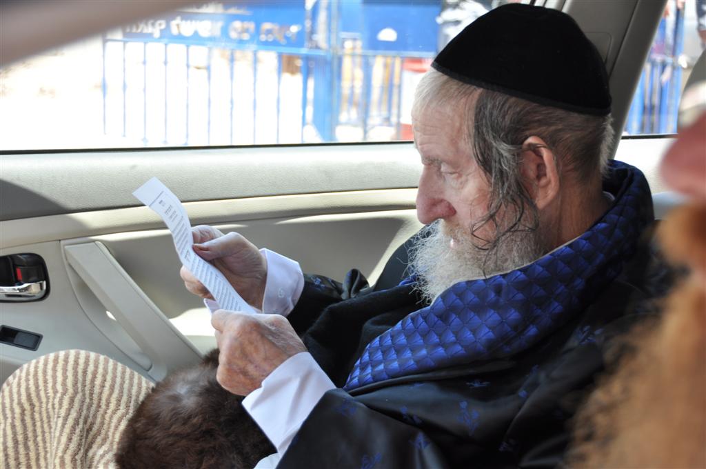 בתקיעת שופרות ובתפילה מיוחדת הוטלה קללה ביפו