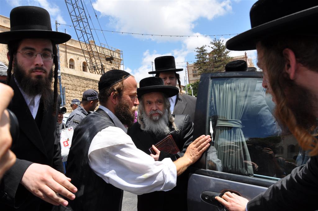 בתקיעת שופרות ובתפילה מיוחדת הוטלה קללה ביפו