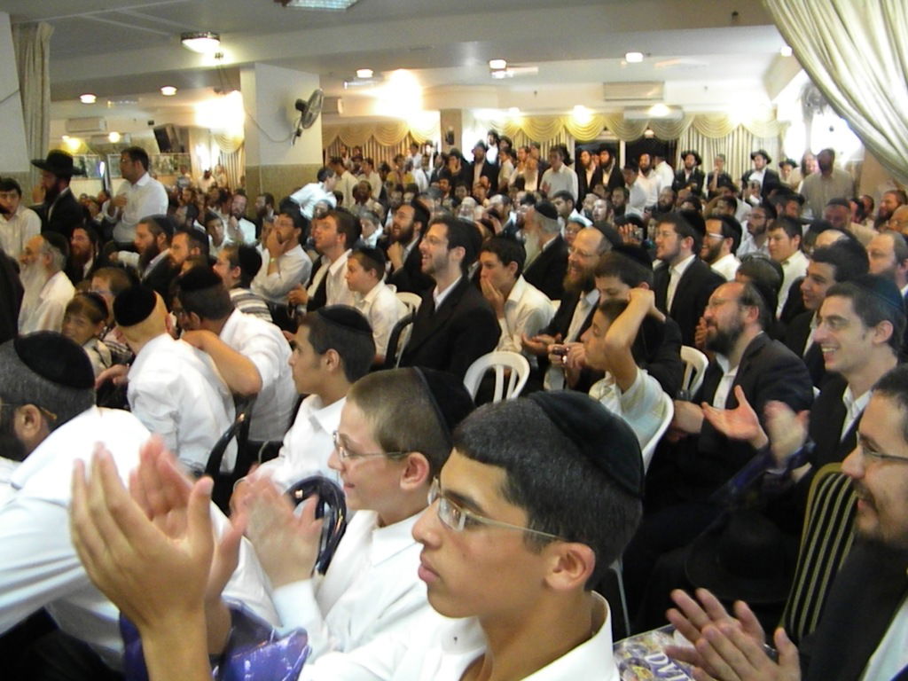 הרב אמנון יצחק על שוואקי: מושחת, לשבור קלטות שלו