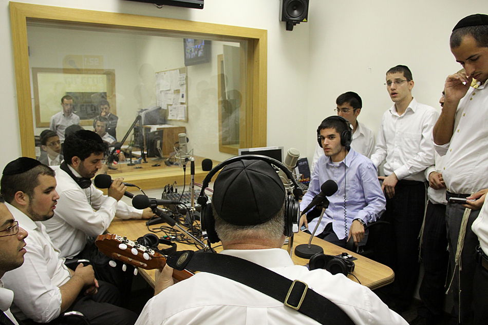 באולפן אחד: יידל, ברונר ושלמה כהן