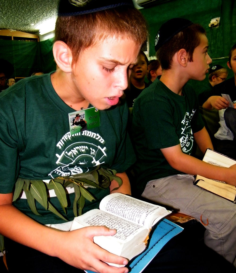 כיכר היום: מחנה-הקיץ של חב"ד