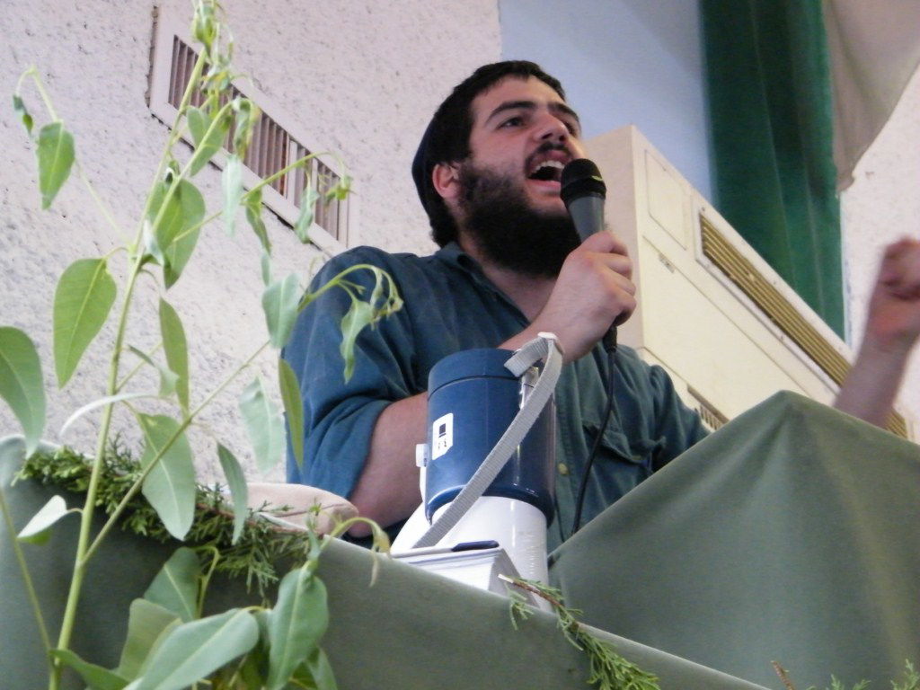 כיכר היום: מחנה-הקיץ של חב"ד