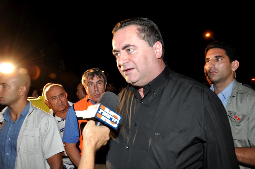 לראות ולבכות: מרגע הפינוי ועד לקדיש המצמרר בזירה